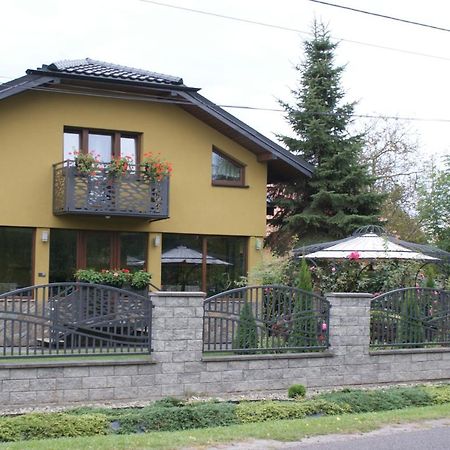Отель Agrogosia Czajowice Экстерьер фото