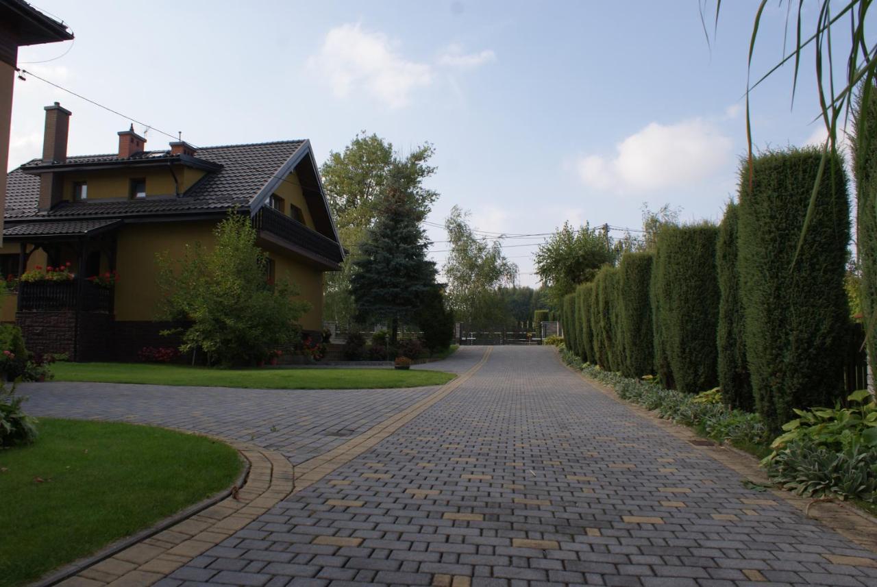 Отель Agrogosia Czajowice Экстерьер фото