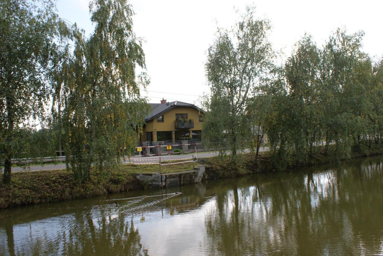 Отель Agrogosia Czajowice Экстерьер фото